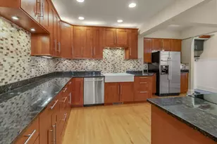 1004 Sheridan Ave N, Minneapolis, MN 55411 - Photo 14