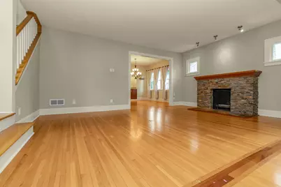 1004 Sheridan Avenue N, Minneapolis, MN 55411 - Photo 8