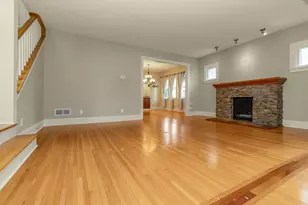 1004 Sheridan Ave N, Minneapolis, MN 55411 - Photo 8