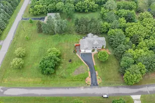 15004 Cherokee Dr N, Rogers, MN 55374 - Photo 24