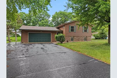 2288 Phylis Court E, Maplewood, MN 55119 - Photo 2