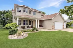 1815 Star Dr, Sauk Rapids, MN 56379 - Photo 1