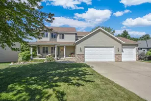 1815 Star Dr, Sauk Rapids, MN 56379 - Photo 1