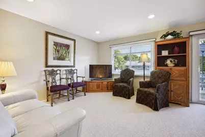 7561 Zinnia Way, Maple Grove, MN 55311 - Photo 8
