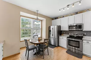 6738 158th St W, Apple Valley, MN 55124 - Photo 6