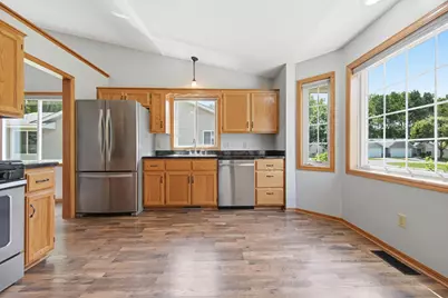 922 105th Avenue NW, Coon Rapids, MN 55433 - Photo 6
