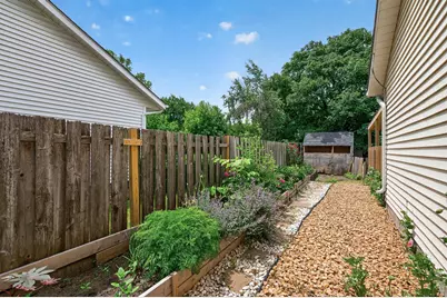 6709 Brunswick Avenue N, Brooklyn Park, MN 55429 - Photo 46