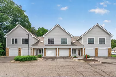 6167 Chasewood Parkway #202, Minnetonka, MN 55343 - Photo 2