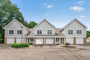 6167 Chasewood Pkwy, Minnetonka, MN 55343 - Photo 2