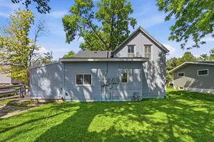 909 14th St S, Benson, MN 56215 - Photo 8