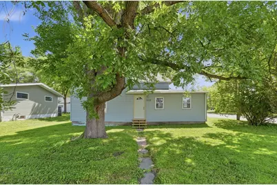 909 14th Street S, Benson, MN 56215 - Photo 1