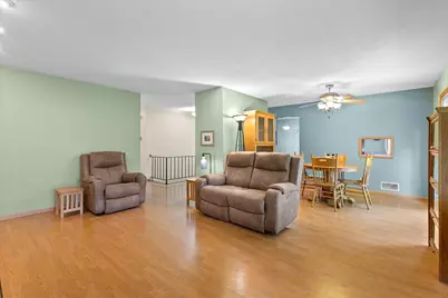 917 Arbogast Street, Shoreview, MN 55126 - Photo 4