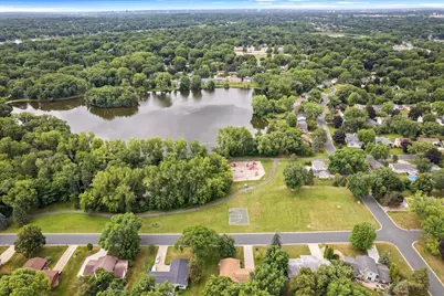 917 Arbogast Street, Shoreview, MN 55126 - Photo 2