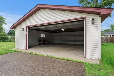 6835 Colfax Avenue N, Brooklyn Center, MN 55430 - Photo 38
