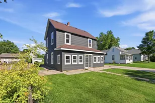 406 12th St S, Benson, MN 56215 - Photo 2