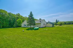 W5516 690th Ave, Beldenville, WI 54003 - Photo 38