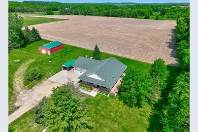 W5516 690th Avenue, Beldenville, WI 54003 - Photo 42