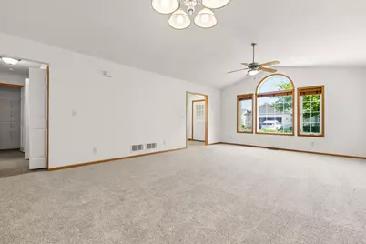 105 Bridgewater Trail, Hudson, WI 54016 - Photo 8