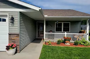 166 Amber View St, Menomonie, WI 54751 - Photo 2