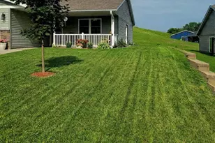 166 Amber View St, Menomonie, WI 54751 - Photo 4