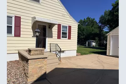 1308 6th Avenue NW, Austin, MN 55912 - Photo 4