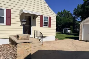1308 6th Ave NW, Austin, MN 55912 - Photo 4
