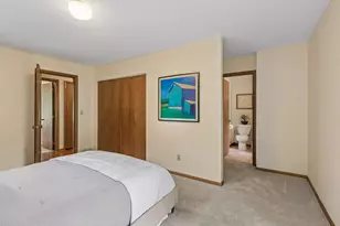 2700 Kyle Ave N, Golden Valley, MN 55422 - Photo 20