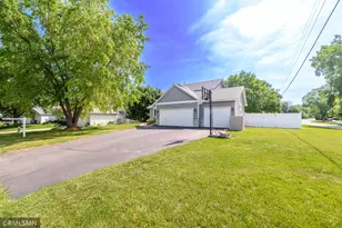 1521 Earle Way, Burnsville, MN 55306 - Photo 4
