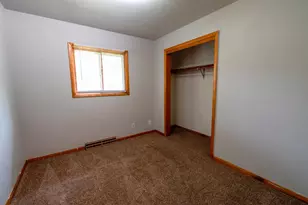 1107 17th St S, Moorhead, MN 56560 - Photo 10