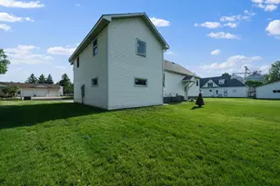 410 2nd St NW, Melrose, MN 56352 - Photo 8