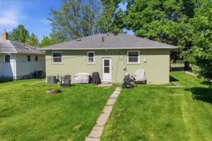 3926 3rd Ave E, Hibbing, MN 55746 - Photo 46