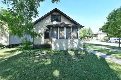 901 5th Street S, Moorhead, MN 56560 - Photo 2