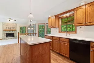 303 Hazel St W, Stillwater, MN 55082 - Photo 12