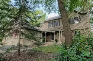 303 Hazel St W, Stillwater, MN 55082 - Photo 2