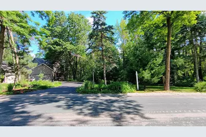 303 Hazel Street W, Stillwater, MN 55082 - Photo 48