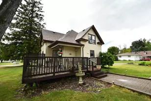 501 1st Ave SE, Pine Island, MN 55963 - Photo 1