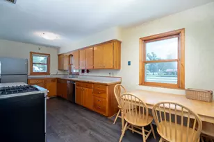 134 Haynes St, Mankato, MN 56001 - Photo 4