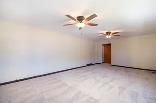 134 Haynes St, Mankato, MN 56001 - Photo 2