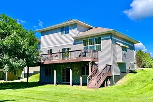 21376 Hytrail Cir, Lakeville, MN 55044 - Photo 44