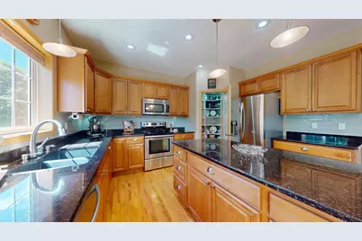 21376 Hytrail Circle, Lakeville, MN 55044 - Photo 14