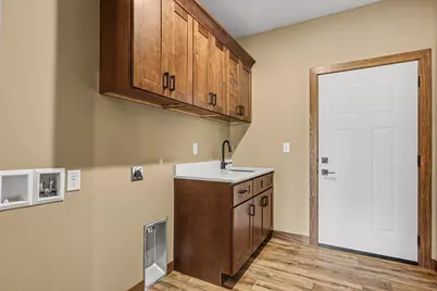 1507 Buffalo Ridge Drive, Luverne, MN 56156 - Photo 20