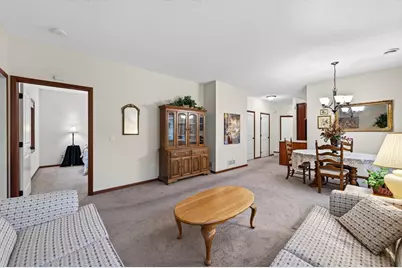 313 Summer Place E, Maplewood, MN 55117 - Photo 8