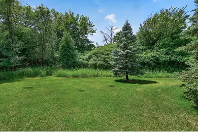 313 Summer Place E, Maplewood, MN 55117 - Photo 24