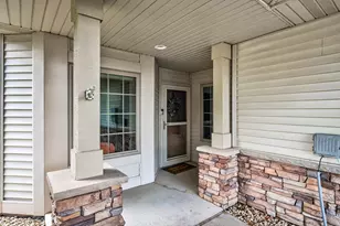 313 Summer Pl E, Maplewood, MN 55117 - Photo 2
