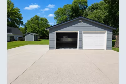 420 S Swift Avenue, Litchfield, MN 55355 - Photo 28