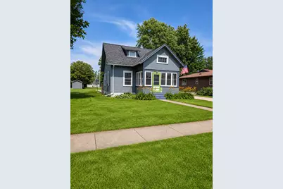 420 S Swift Avenue, Litchfield, MN 55355 - Photo 2