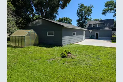 420 S Swift Avenue, Litchfield, MN 55355 - Photo 34