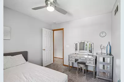 4851 Woodland Avenue, Shakopee, MN 55379 - Photo 16