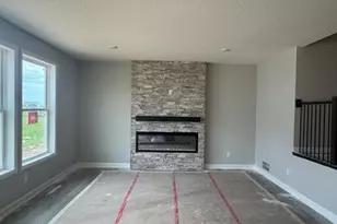 8607 183rd St W, Lakeville, MN 55044 - Photo 4