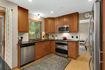 3145 Copper Oaks Trail, Woodbury, MN 55125 - Photo 8